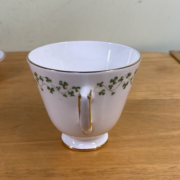 Vintage Royal Tara Bone China Teacup & Saucer Set Ireland Clover St Patrick' Day - Picture 10 of 16